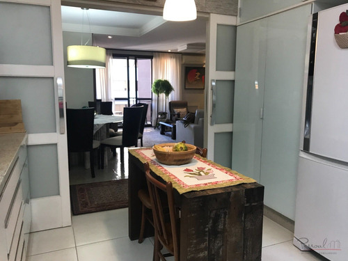 Imagem 10 de 15 de 4 Quartos 1 Suíte Reformado Com 2 Vagas De Garagem Próximo Ao Shopping Beira Mar, Colégio E Hippo - V-3987