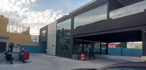 Local Comercial Adolfo Ruiz Cortinez