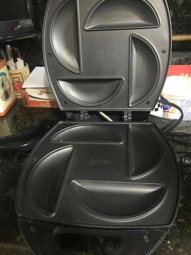 Tosty Empanada Oster Y Tostadora De Pan , Buen Estado (Usado)