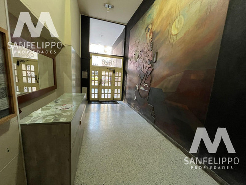 Departamento Alquiler En Av. Corrientes Al 1600 - San Nicolas