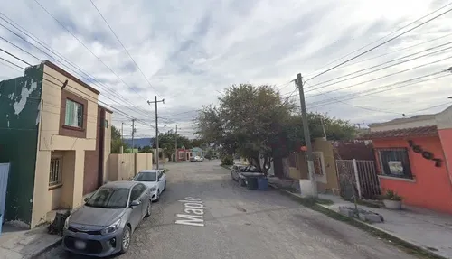 Sk18 Casa En Venta En Sk18 - Casa En Venta En Maple, Los Bosques, Monclova, Coahuila (remate Bancario)