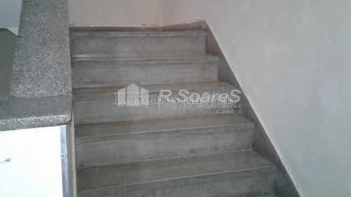 Apartamento Amplo Em Localização Privilegiada - Vvap20629