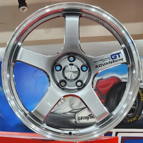 Jg Roda Alloy Advan Gt Aro 18 / Tala 8 / 5x100 / Flow Formed