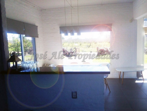 Imagen 8 de 10 de En Venta Casa De Tres Dormitorios Colonia Del Sacramento