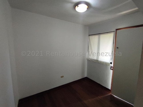 Imagen 2 de 14 de Rosangel Parraga Rentahouse Vende Apartamento En El Bosque Valencia 22-1203