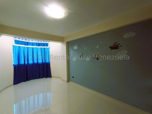 Imagen 8 de 22 de Esplendido Apartamento En Venta Resd. Palacio Real La Victoria 23-19200 Ejc 04243439046