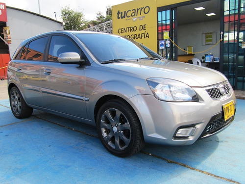 Kia Rio Ex 1600cc Mt Aa