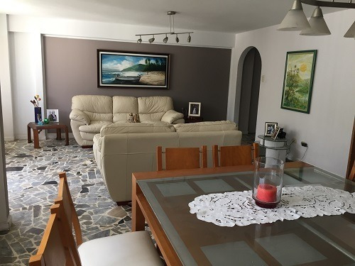 Imagen 4 de 16 de Vendo Apartamento 4h/3b/1pe Santa Fe Sur 2270