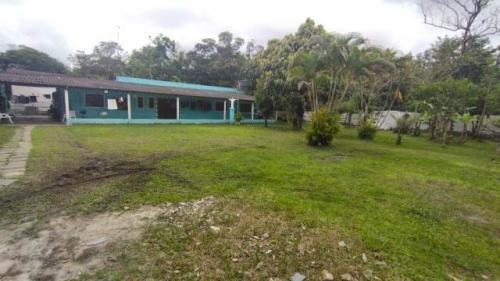 Imagem 2 de 13 de Chácara Com Piscina, 04 Quartos Na Praia De Itanhaém/sp