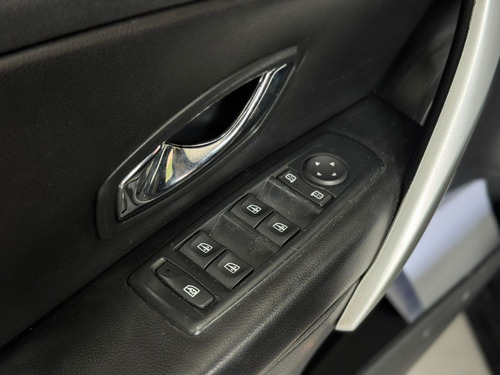 Renault Fluence 2.0 Dynamique X-tronic Hi-flex 4p