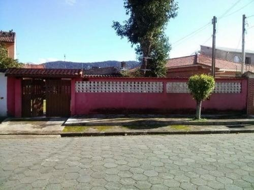 Casa Com Quintal Amplo Lado Praia No Suarão - 2584 | Npc