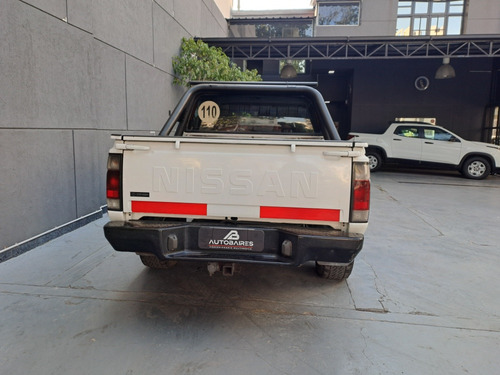 Nissan NP300 2.5 Cabina Doble 133cv 4x2