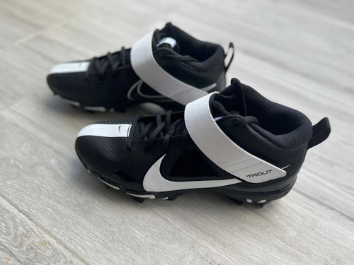Imagen 2 de 2 de Botas Para Baseball / Béisbol. Talla 9 Usa. Marca Nike.