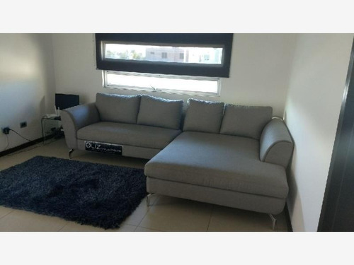 Imagen 2 de 12 de Casa Sola En Venta Fracc. Los Cedros Residencial