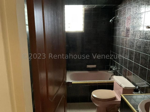 120m2, En Venta Apartamento En Lomas De Prados Del Este, 4hab, 3ba, 2est , Próximo Al Cc Manzanarez, Mls#24-4362