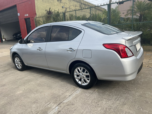 Nissan Versa 1.6 Advance Mt