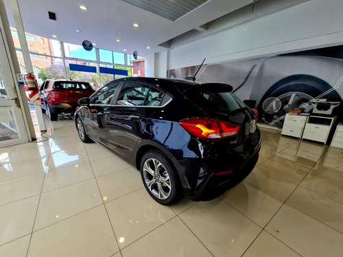 Imagen 18 de 24 de Nuevo Chevrolet Cruze 5 Premier 2023 Automatico 0km Gall6