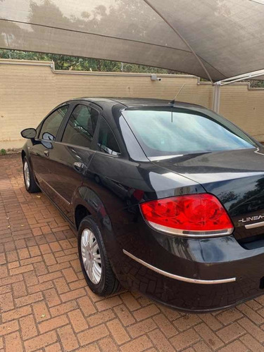Fiat Linea 2012 1.8 16v Essence Flex 4p