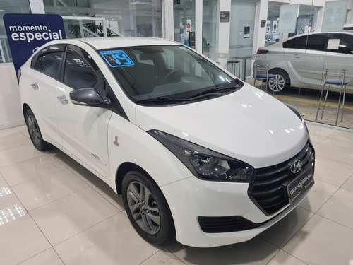 Imagem 2 de 9 de Hyundai