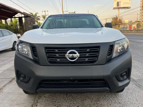 Nissan NP300 2.5 Pick-up Dh Aa Pack Seg Mt