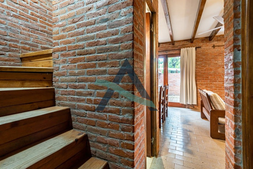 Imagen 11 de 30 de Triplex 4 Ambientes