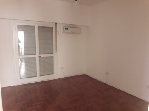 Imagen 14 de 14 de Alquiler. Casa Grande Dos Pisos Con Garage En Santos Lugares