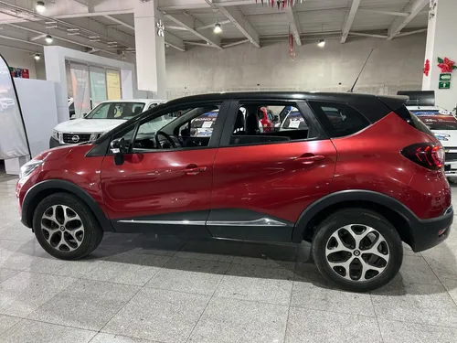 Renault Captur 2.0 Iconic At