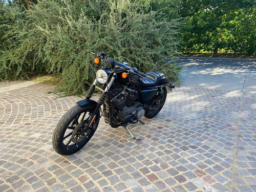 Harley Davidson 883