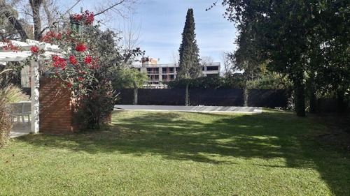 Imagen 14 de 22 de Casa Cuatro Dormitorios Fisherton