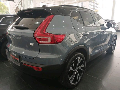 Volvo XC40 1.5 T5 RECHARGE R-DESIGN GEARTRONIC