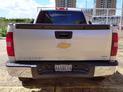 Imagen 5 de 16 de Chevrolet Silverado Ls 4x2 - Automatica