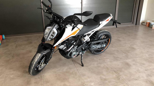 Imagen 3 de 5 de Ktm Duke 390 Ktm Duke 390