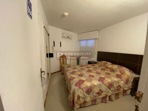 Hotel En Venta En La Península A Pasos Del Puerto- Ref: 37584