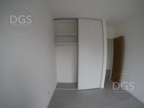 Imagen 15 de 25 de Amplio Departamento 4 Ambientes Con Cochera - Banfield Este