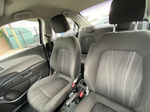 Imagen 16 de 19 de Chevrolet Sonic 1.6 Lt Mt