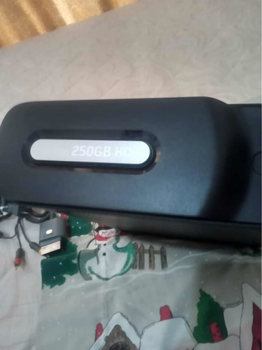 Xbox 360 Elite 250gb Negro, Chip 3.0 En Combo.