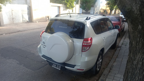 Toyota RAV4 2.4 4x2 At