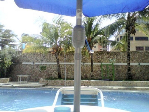 Imagen 7 de 30 de Ls Vende Town House Tucacas 23-3910