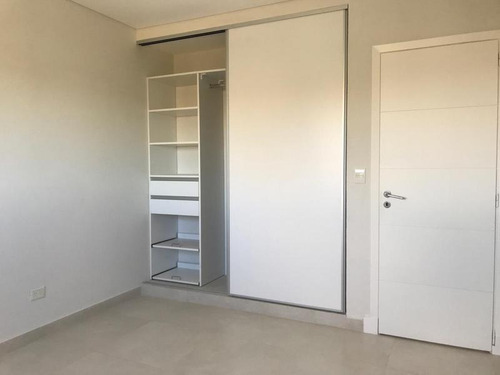 Imagen 20 de 23 de Lareu Propiedades - Casas En Barrio Vistas - Puertos