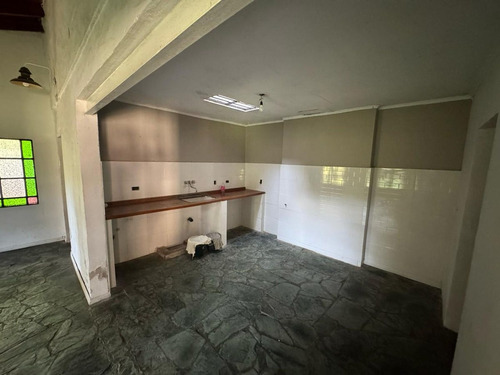 Casa En Venta, 6 Ambientes, Barrio San Juan