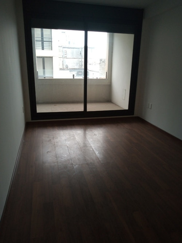 Aprhor Vende O Alquila Apto De 1 Dormitorio Al Frente Garage