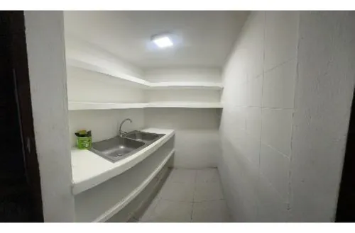 Bodega En Venta, Montevideo