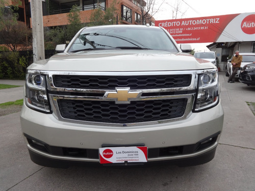 Imagen 2 de 24 de Chevrolet Tahoe Lt 5.3 Aut V8 4x4 3 Corridas 2017