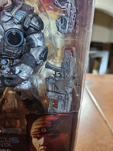 Neca Gears Of War 2- Raro Lancer Sin Pintura (Usado)
