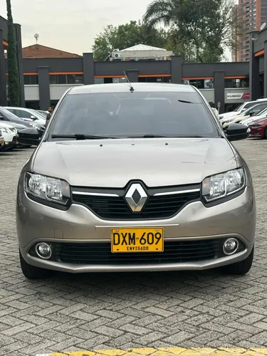 Renault Logan 1.6 Privilege / Intens