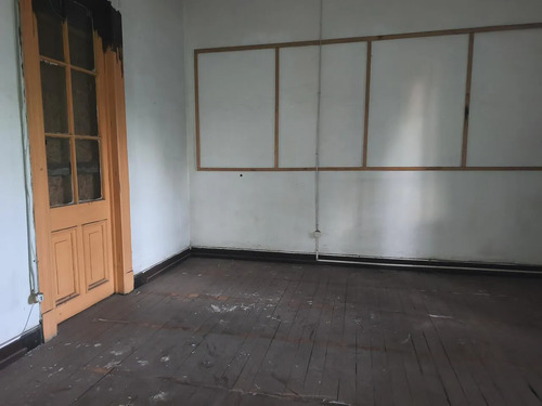 Casa Comercial En Arriendo Av Matta / Portugal