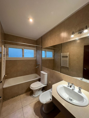 Funes. Venta. Funes Hills Cadaques. 3 Dormitorios. Suite. Piscina. Bv. Principal. 1 Planta.