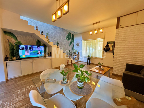Ph 4 Ambientes Con Cochera, Patio Y Terraza