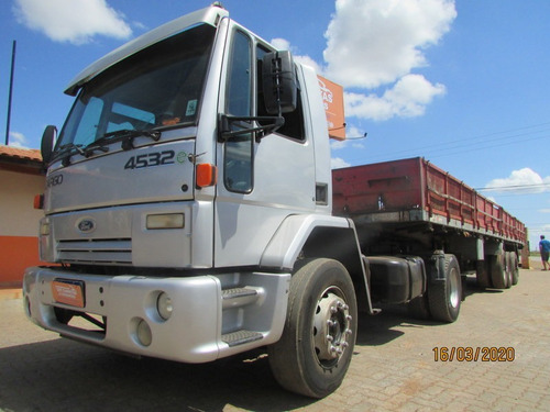 Ford Cargo 4532 - Carreta Carga Seca C/ Pneus