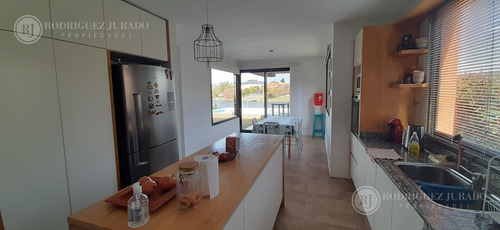 Imagen 10 de 27 de Excelente Casa A Laguna En Santa Clara Para Vacacionar En Enero 2022 - Villanueva - Tigre